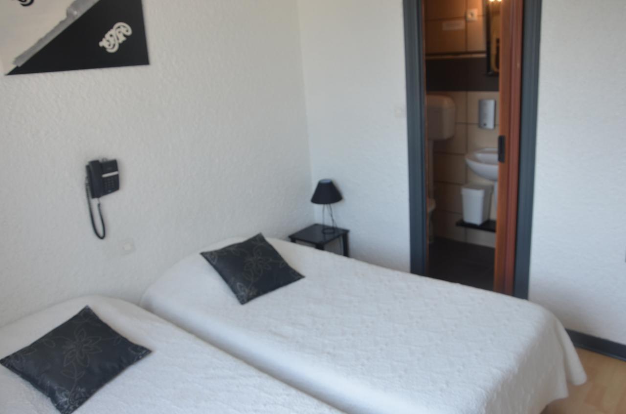 Hotel Le Week-End Plouider Esterno foto